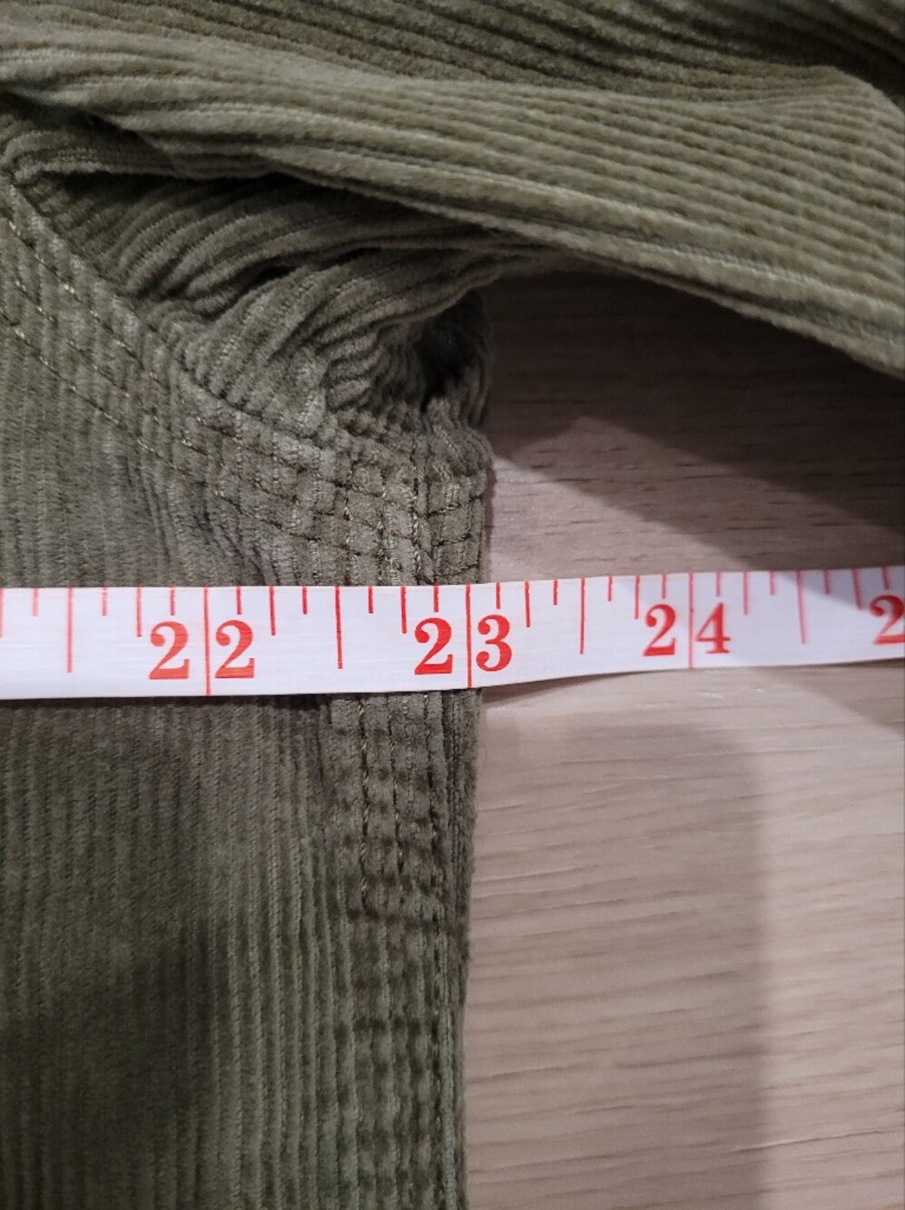 L.L. Bean Men's Olive Green Corduroy Shirt Jacket - Picture 5 of 8